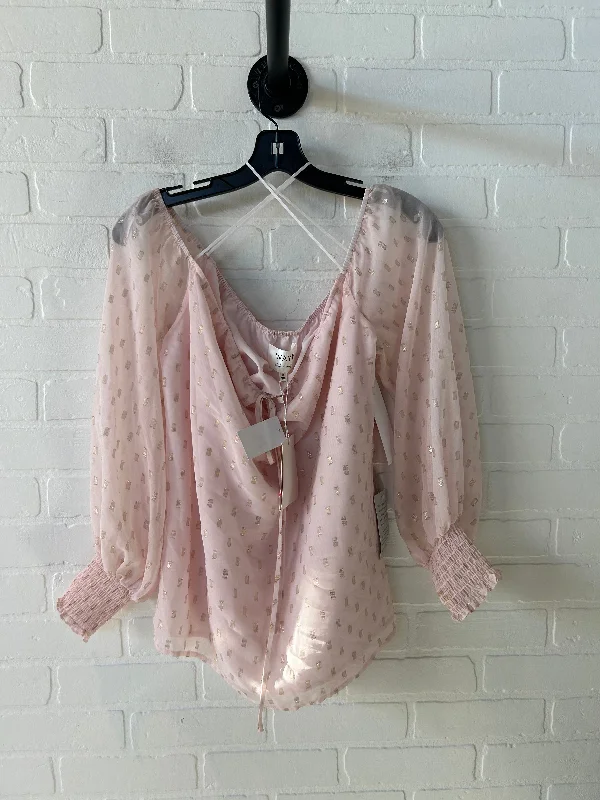 Top Long Sleeve By Wayf In Pink, Size: M