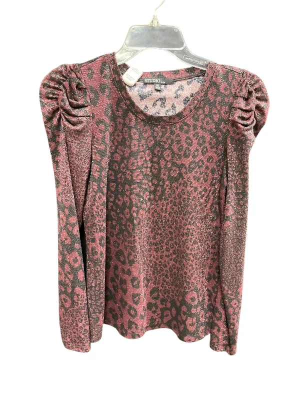 Top Long Sleeve By Studio In Black & Red, Size: Xs