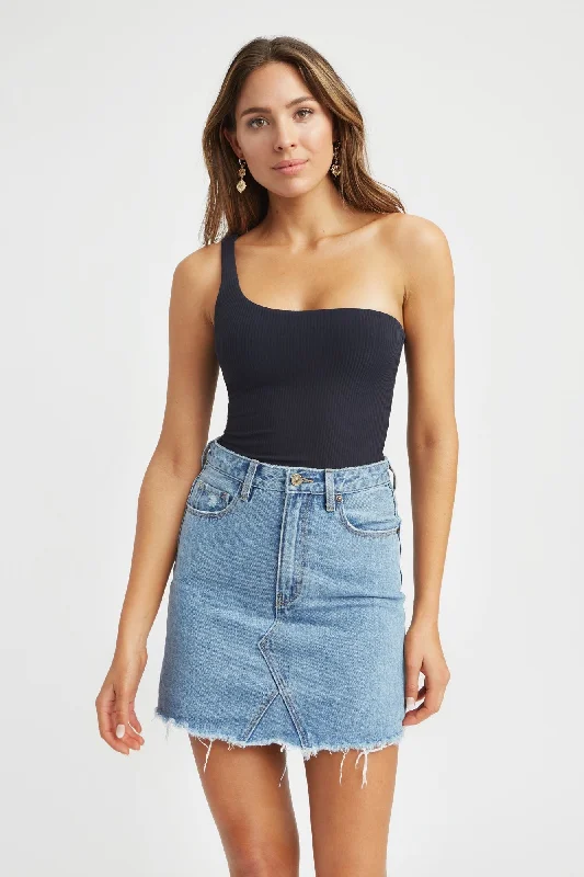 Naomi One Shoulder Crop