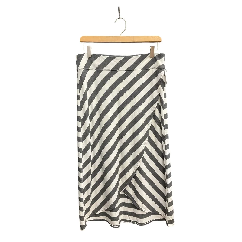 Skirt Midi By Athleta In Striped Pattern, Size: M