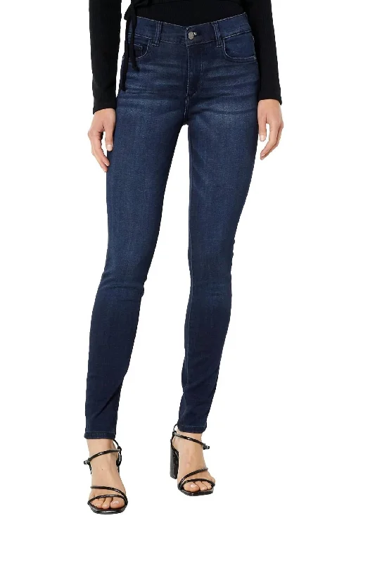 Florence Skinny: Mid Rise Instasculpt 30" In Dark Indigo (Ultimate)